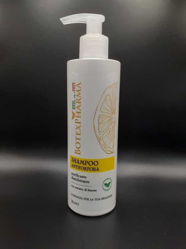 Grazie  all’aceto di mele, questo shampoo è un vero e proprio trattamento naturale per una progressiva riduzione della sensazione di prurito. Il succo di limone funziona in modo eccellente per pulire i follicoli piliferi e sbloccare i pori che potrebbero inibire la crescita dei capelli. Controlla la produzione di sebo.